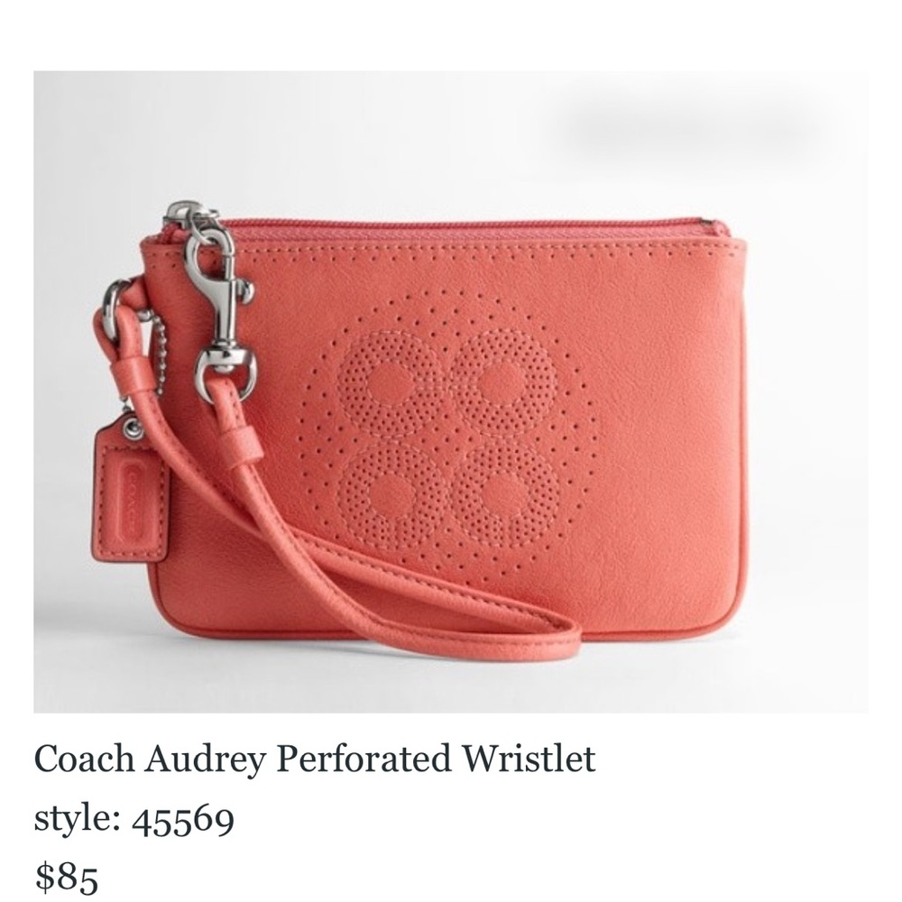 NWT~ Coach Aubrey Wristlet